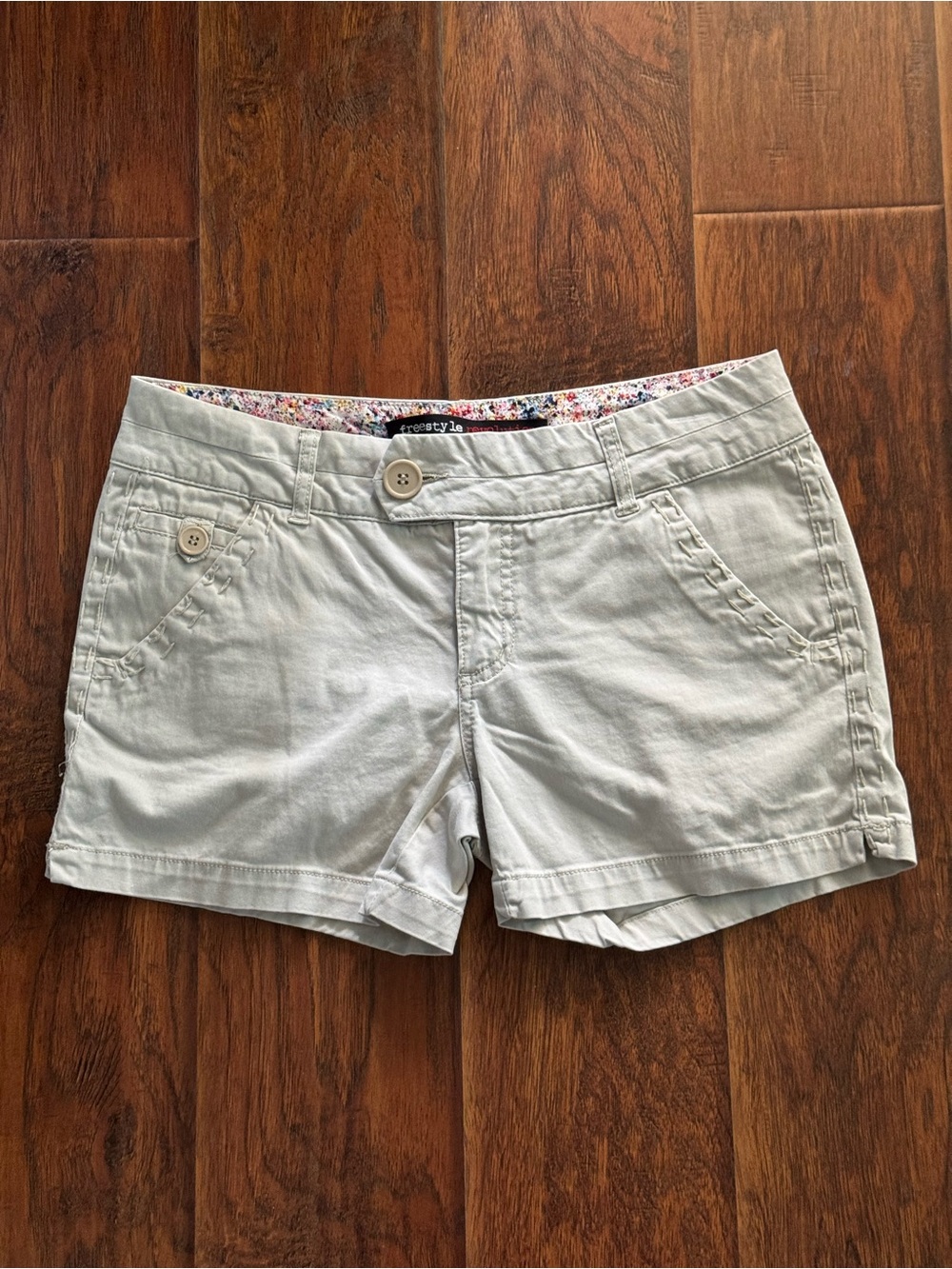 (303) Freestyle Revolution Pale Gray Women's Cargo Shorts with Floral Waistband